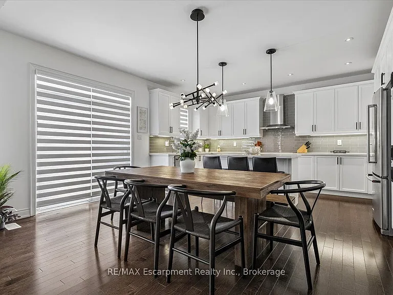 2400 Spring Meadow Way — Photo 15