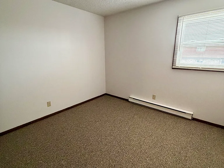 533 Parkview Ln — Photo 7