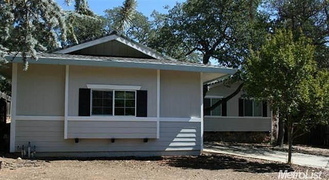 1st image of 802 Stoneman Way