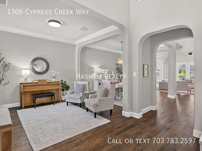1306 Cypress Creek Way — Photo 11