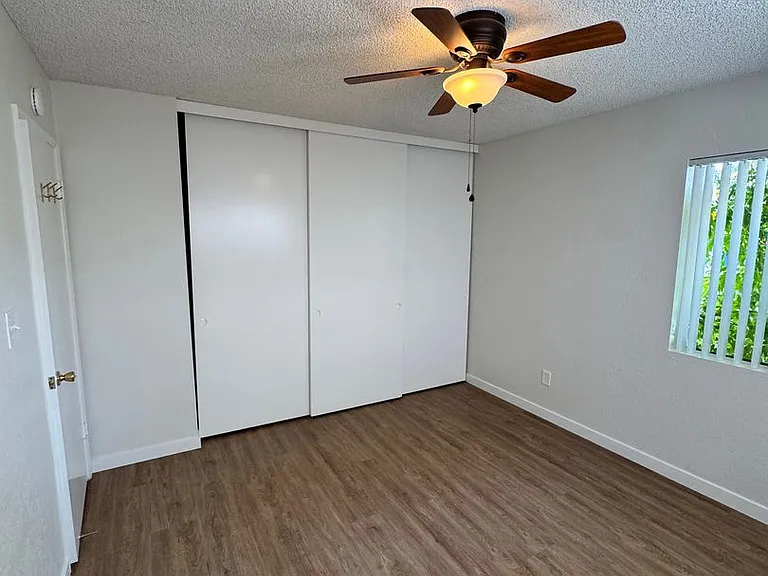 3951 Howard Ave — Photo 19