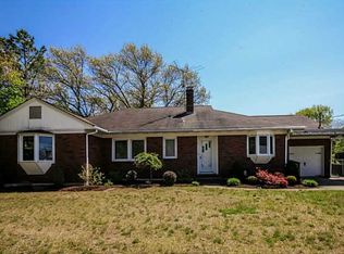 19 Walsh Ave, North Smithfield, RI 02896