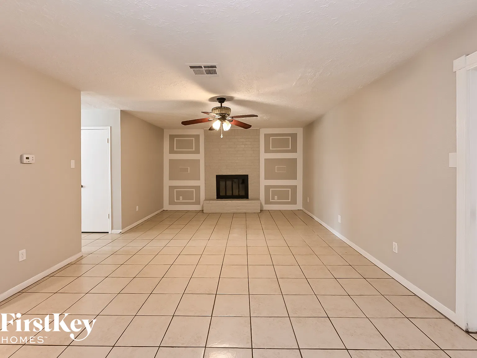 3 bed, 2.5 bath, 2536 sqft, $2,245 — Photo 4