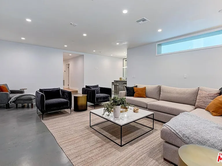 489 S Willaman Dr — Photo 49