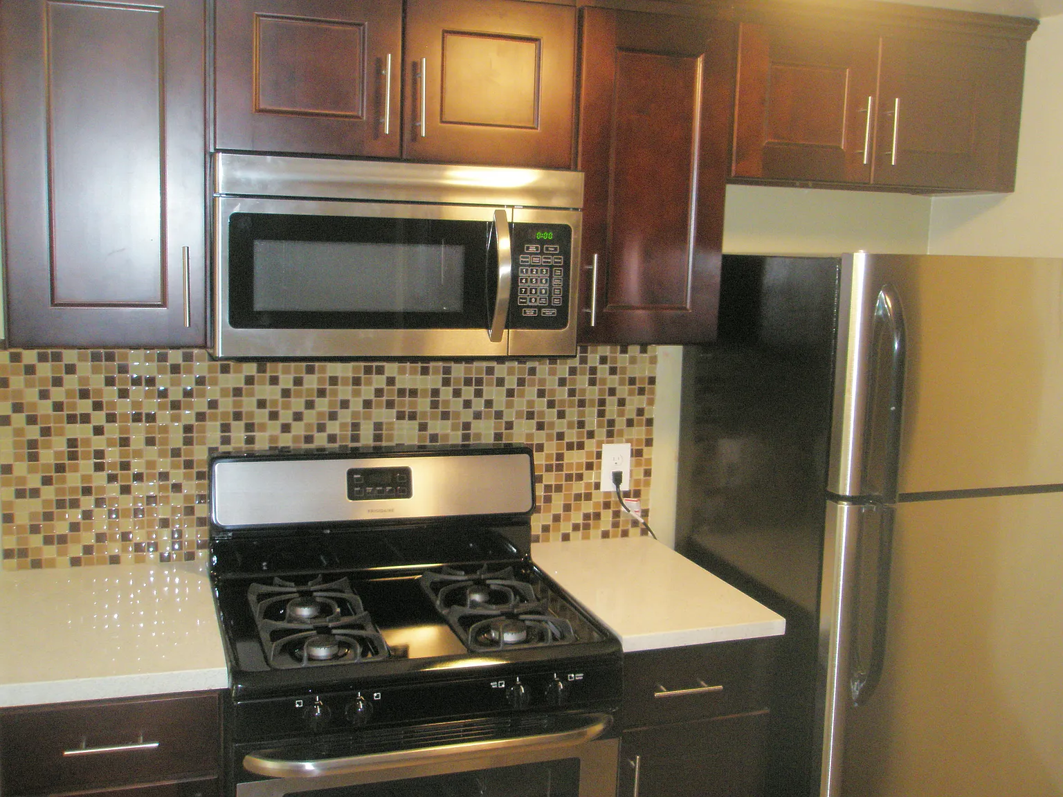 1 bed, 700 sqft, $1,995 — Photo 1