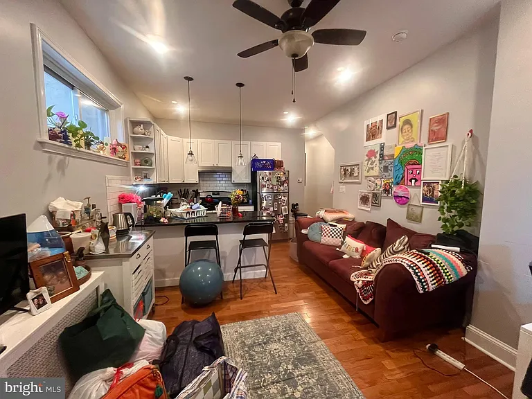 5028 Walnut St #1F — Photo 6