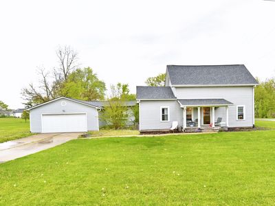 102 N Main St, Whitestown, IN, 46075