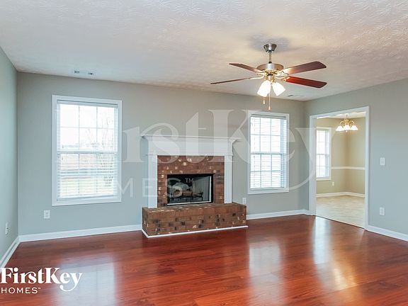 2nd image of 85 Natalie Ct