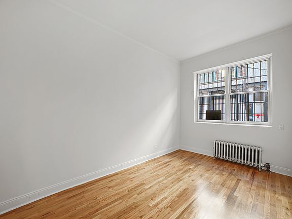 4th image of 38 Downing St APT 1C
