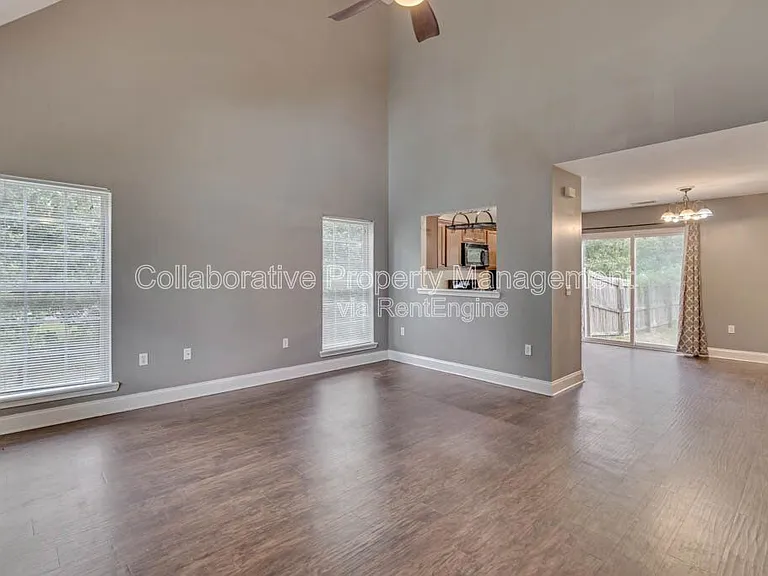 103 W Tietgen St — Photo 16