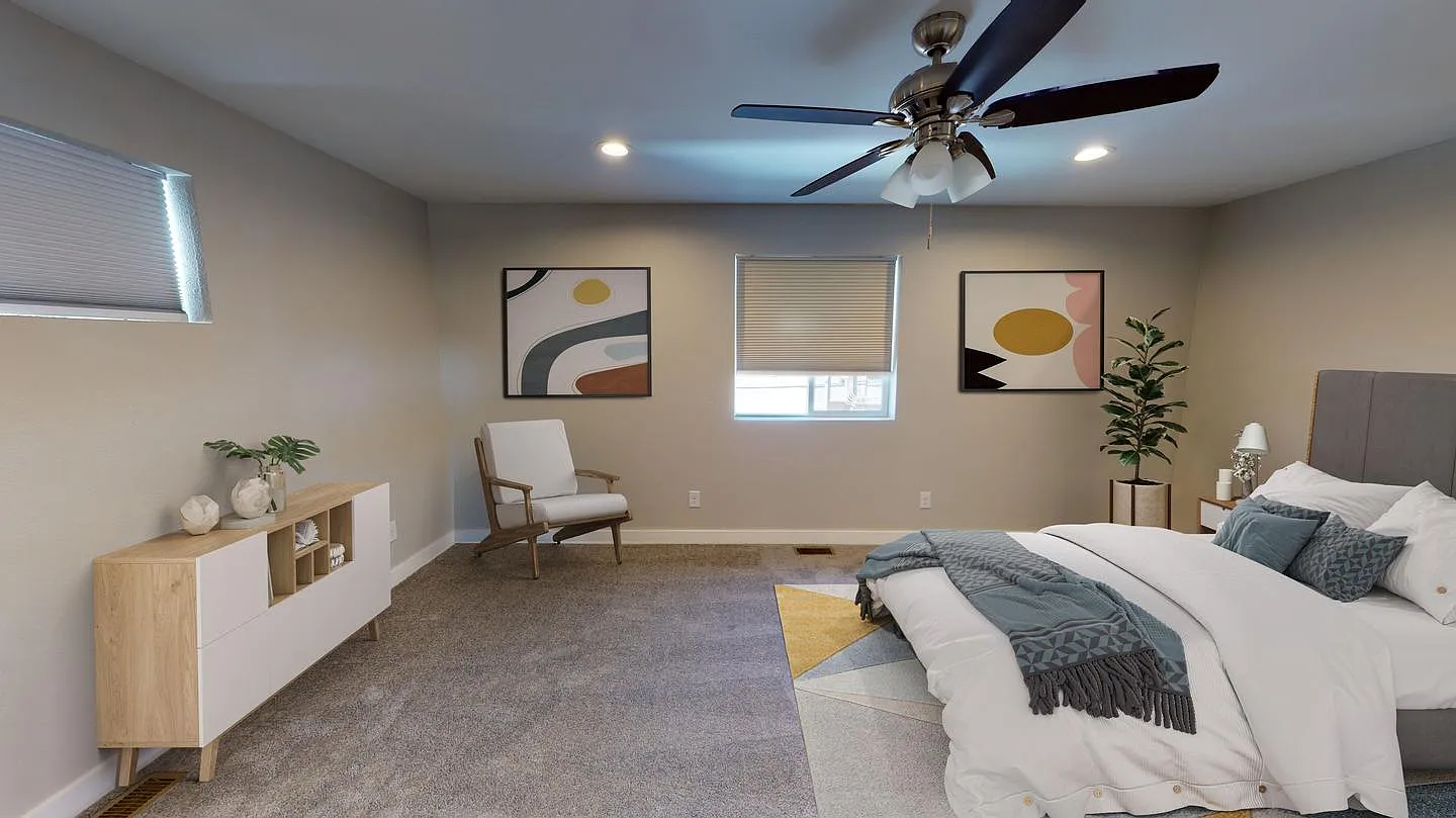 Chicly renovated Lincoln Park home near Santa Fe Arts District — Photo 2