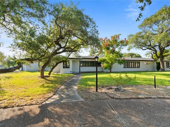 343 W Wheeler Ave, Aransas Pass, TX 78336