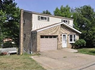 82 W Bruceton Rd, Pittsburgh, PA 15236