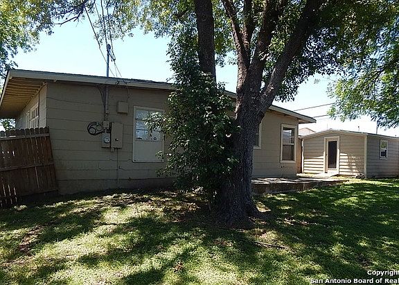 3rd image of 103 Cresham Dr
