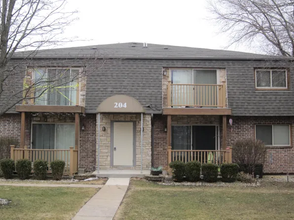 204 Elmhurst Ct #4, Williams Bay, WI 53191