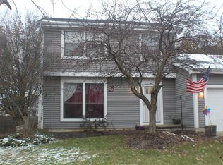 7594 Plainfield Dr, Pickerington, OH 43147