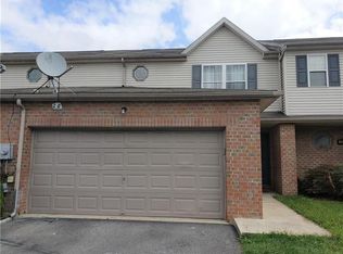 2580 Gillian Ln, Easton, PA 18040