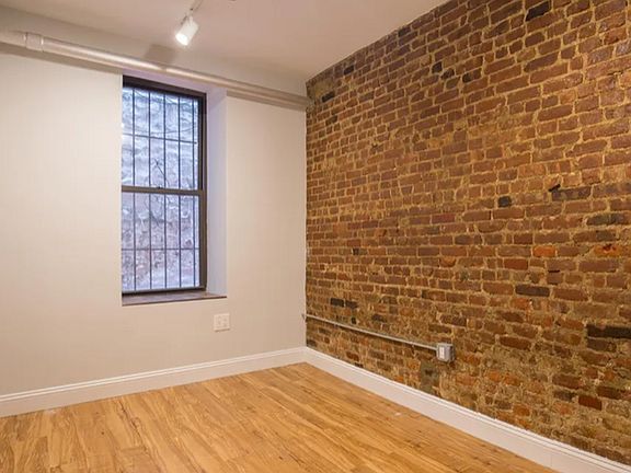 5th image of 629 W 138th St #1B
