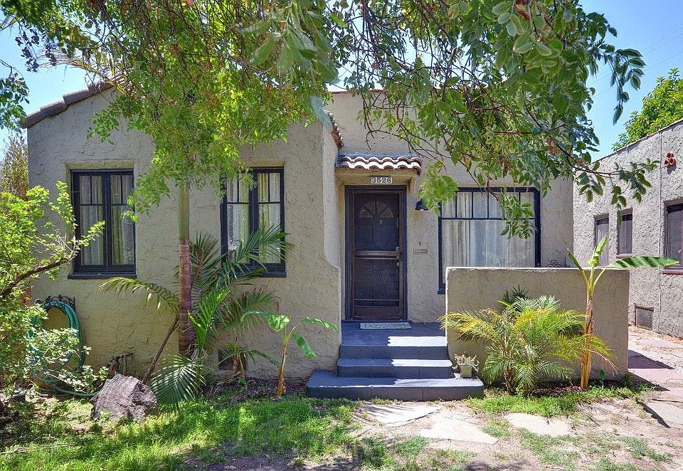 Characer Spanish Casita