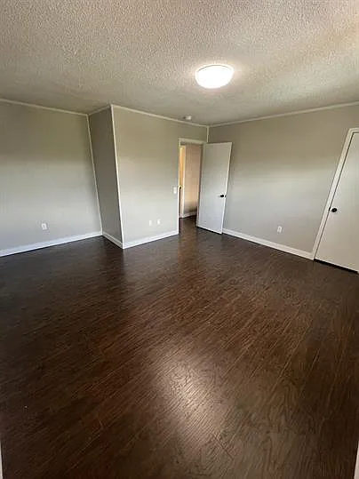 175 Bell Court Dr #9 — Photo 8