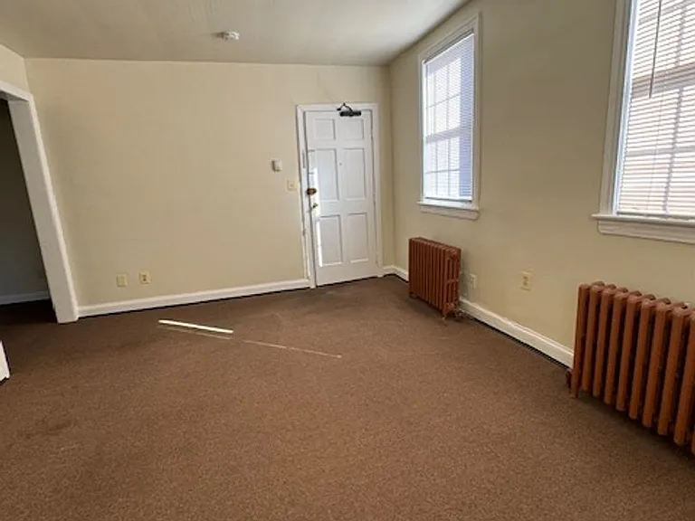 800 Taylor St NE — Photo 12