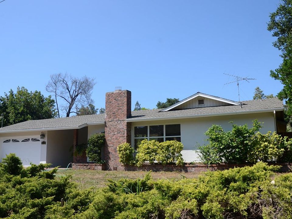 1st image of 19722 Crestbrook Dr