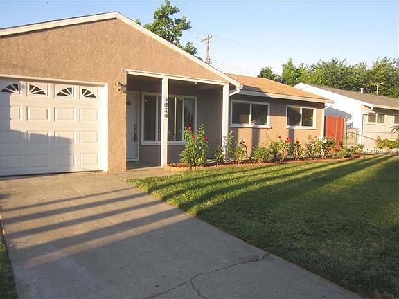 3rd image of 4036 Stephen Dr