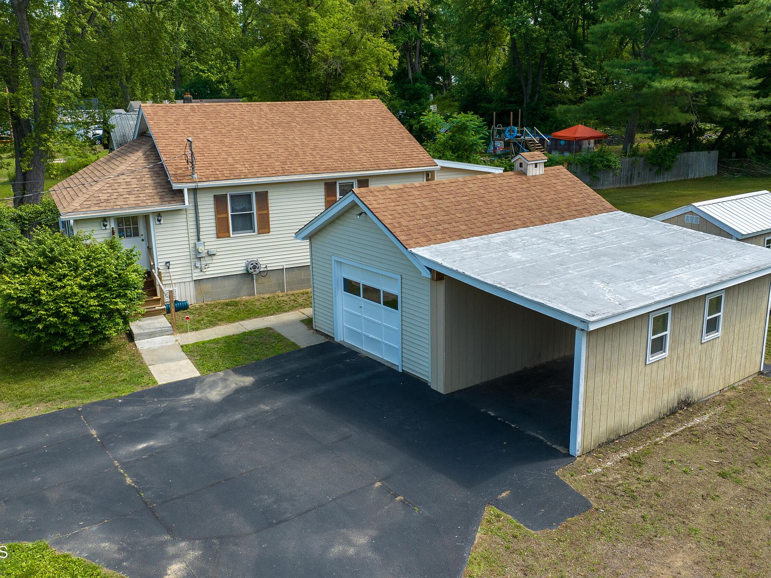 117 Lake Avenue, Gloversville, NY 12078 Zillow