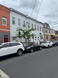 653 4Th Ave, Elizabeth, NJ, 07202