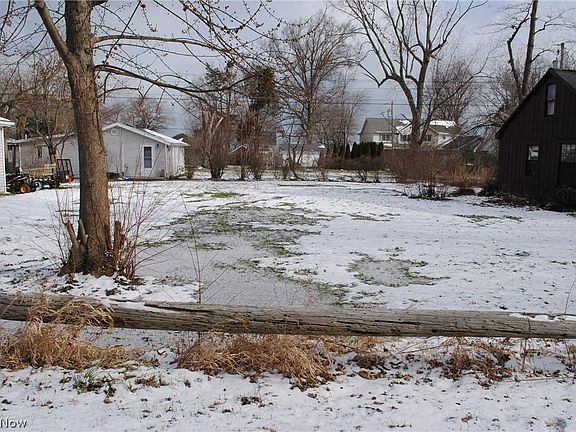3rd image of 3174 Elyria Dr