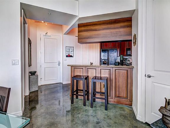 4th image of 347 N New River Drive #3010