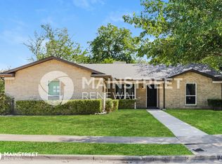 1914 Avalon Ln, Arlington, TX 76014