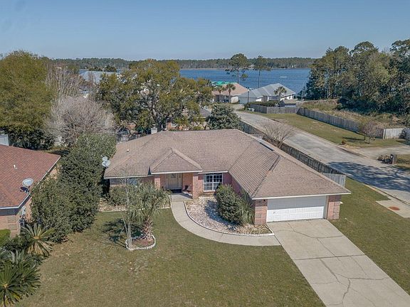 3rd image of 7786 Ramona Dr