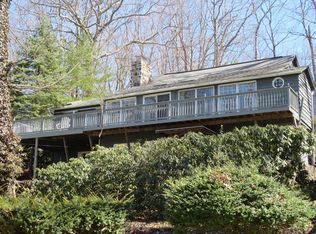 19 Ridge Rd, New Fairfield, CT 06812