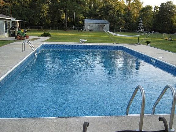 2nd image of 129 Shuman Dr