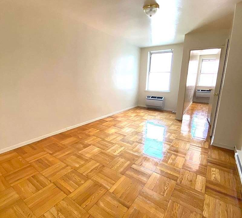 1st image of 243 E 81st St #5DS