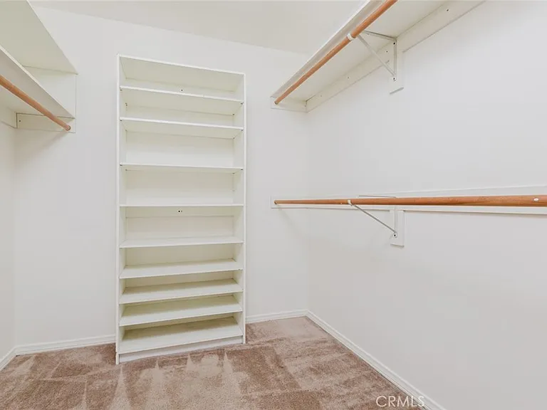 12832 Kling St — Photo 13