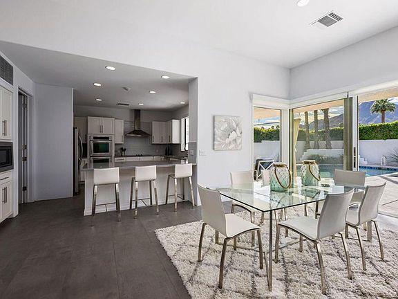 3rd image of 75437 Desert Park Dr