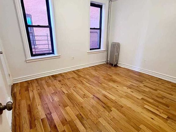 5th image of 3030 Holland Ave APT 3C