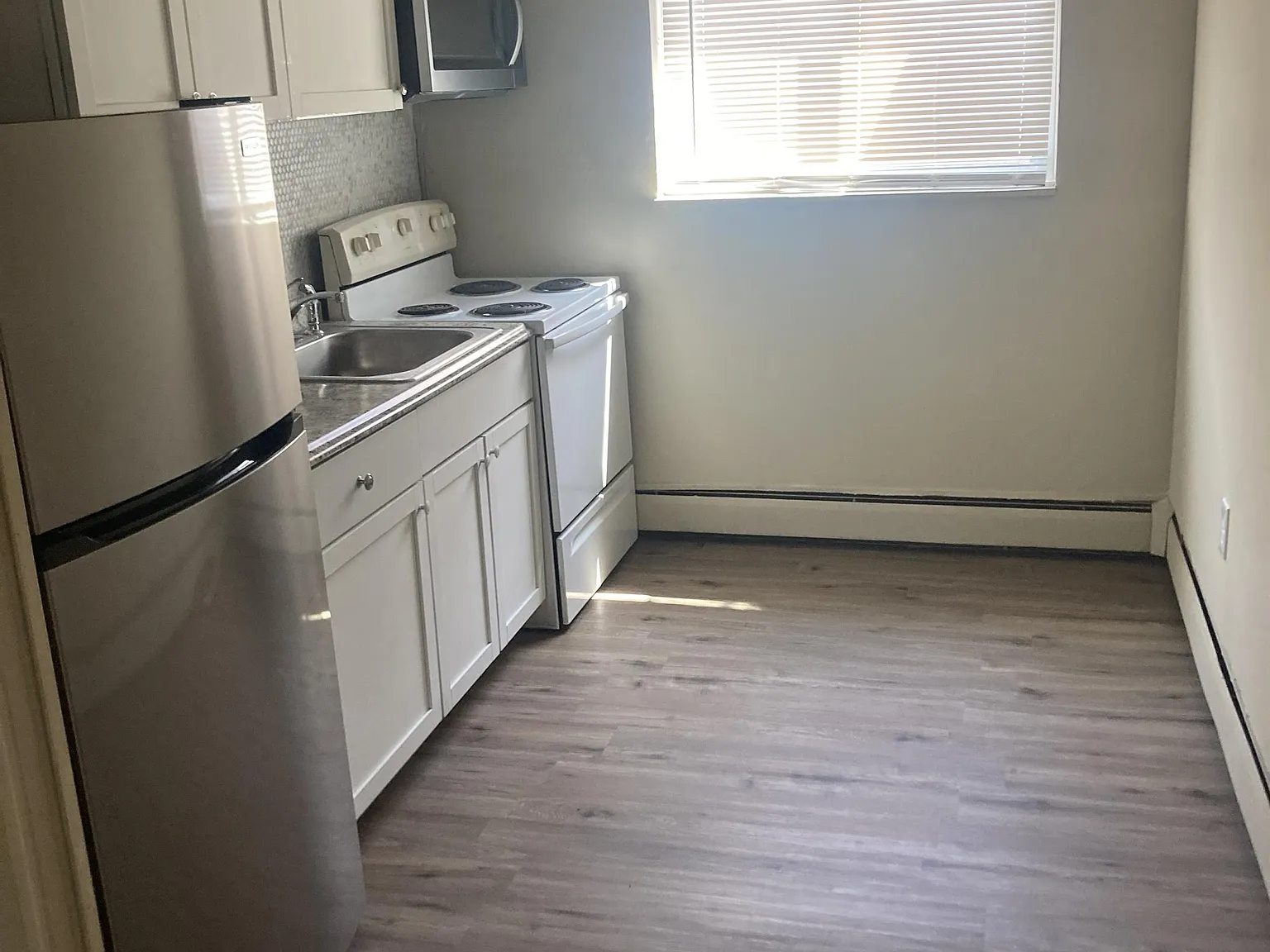 800 W Church St - Apt 16 — Photo 3