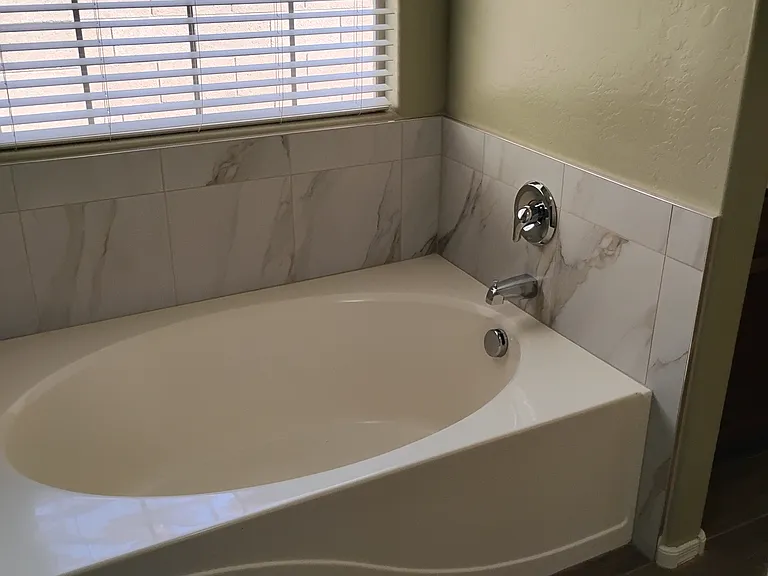 13317 W Clarendon Ave — Photo 5