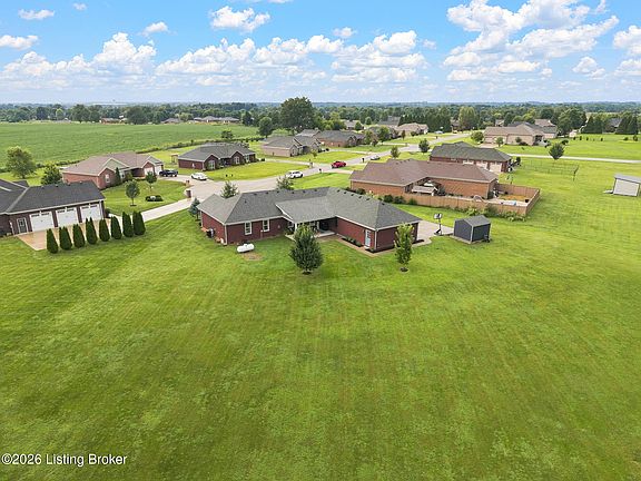 5th image of 111 Presley Dr