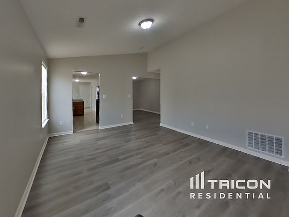 3rd image of 5613 Wild Horse Dr