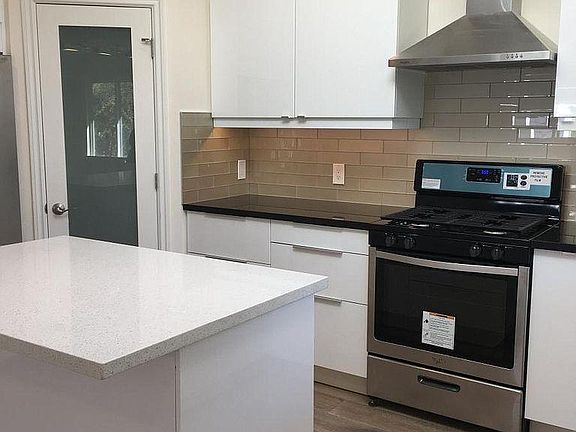 2nd image of 816 Sevely Dr #816