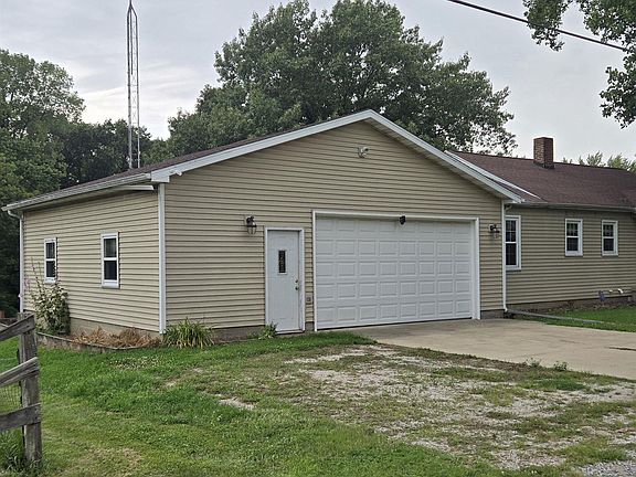 2nd image of 3431 Angelo St