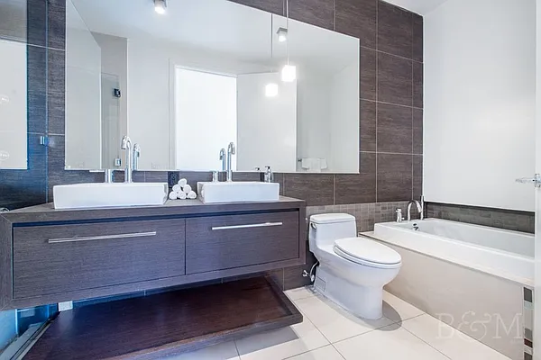 Sold by Brick&Mortar | media 14