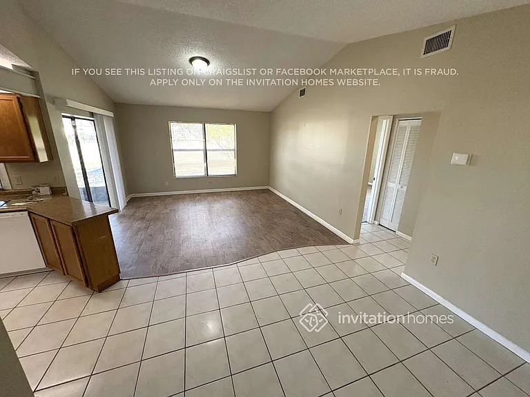26097 Dolman Ct — Photo 4