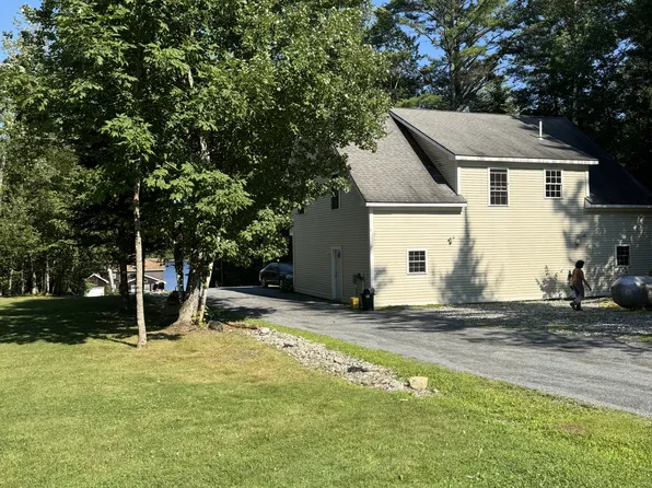 118 Hubbard Rd #1, Canaan, ME 04924