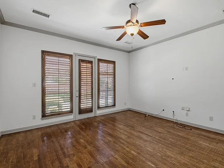 11907 Bamberg Ln — Photo 32