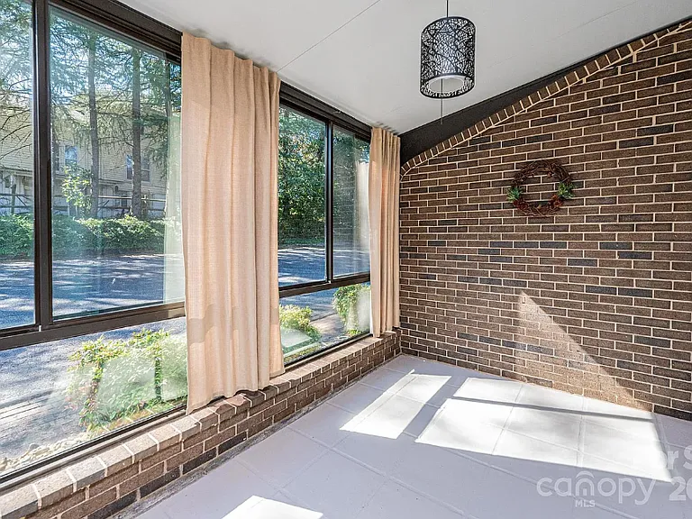 850 8th St NE — Photo 21